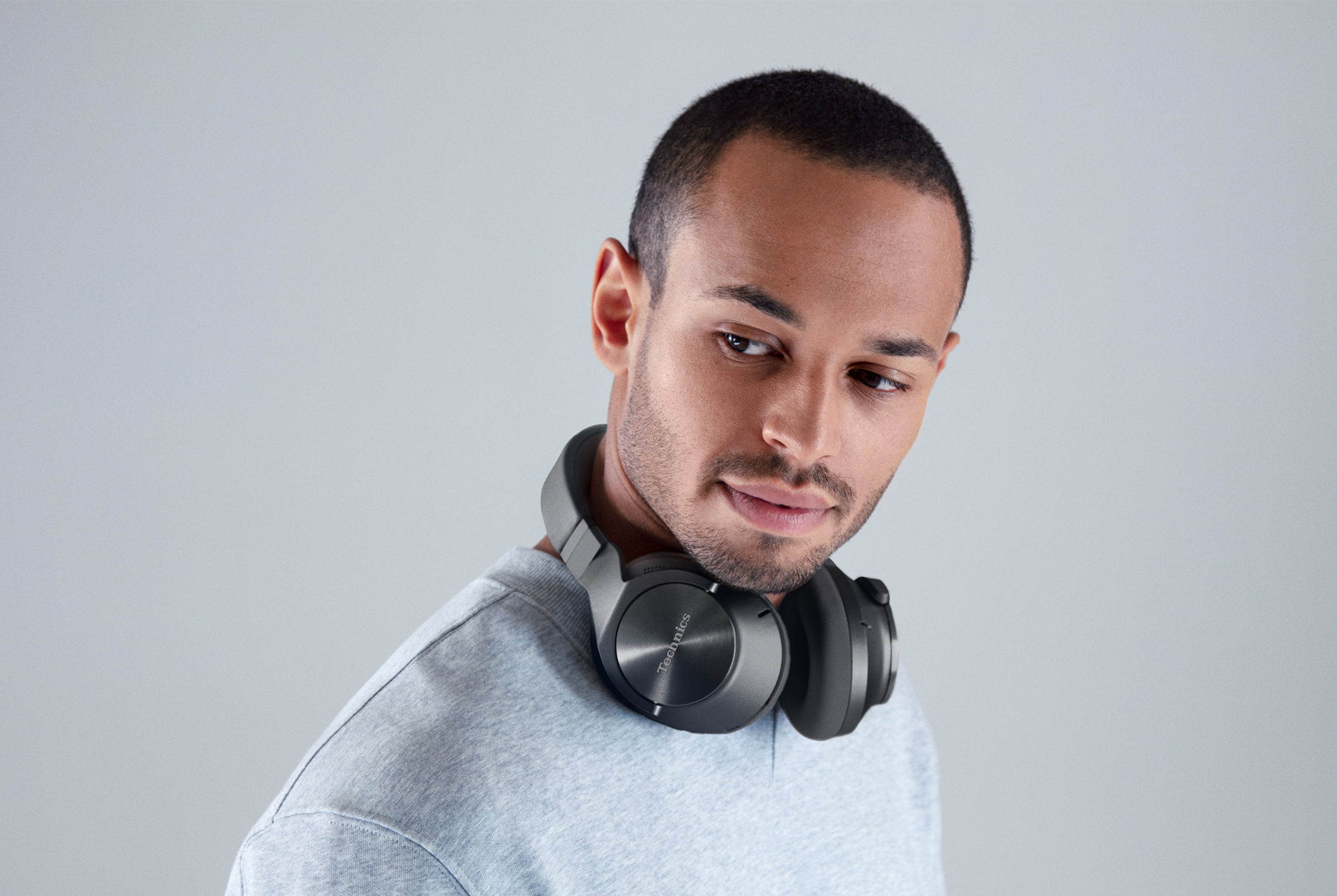 product design，hi-fi equipment，Wireless headset，