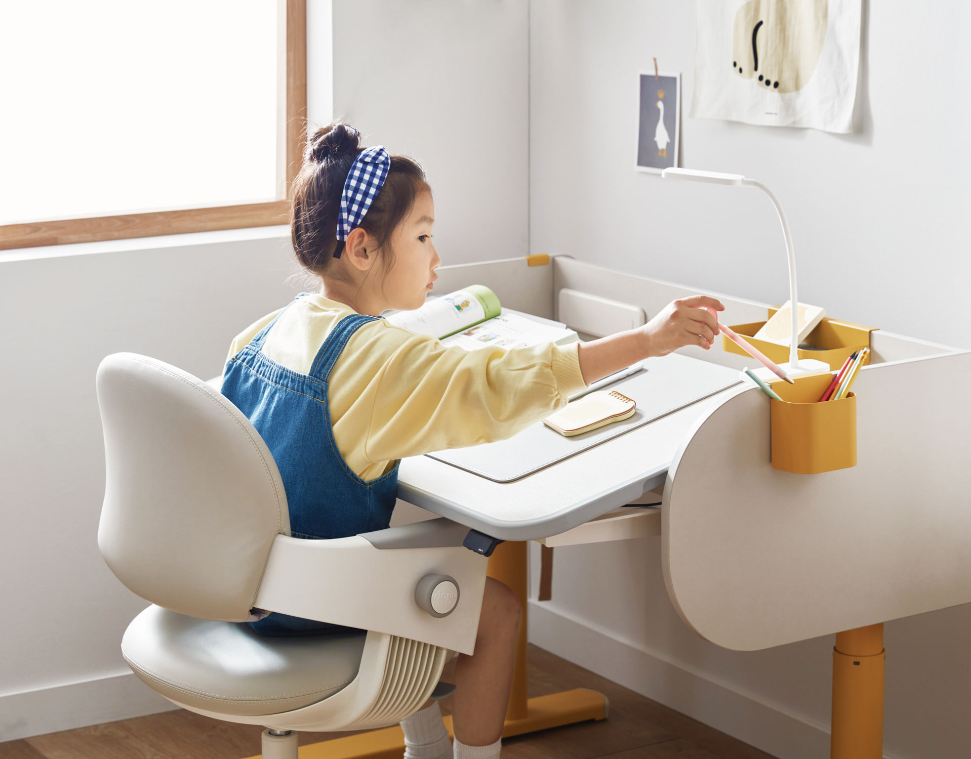 product design，Baby products，Table，