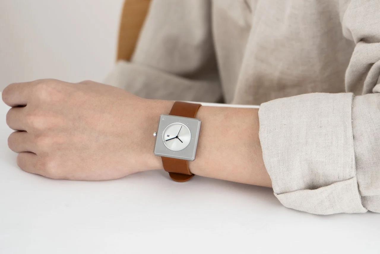 Wristwatch，product design，Simplicity，exquisite，Maven，