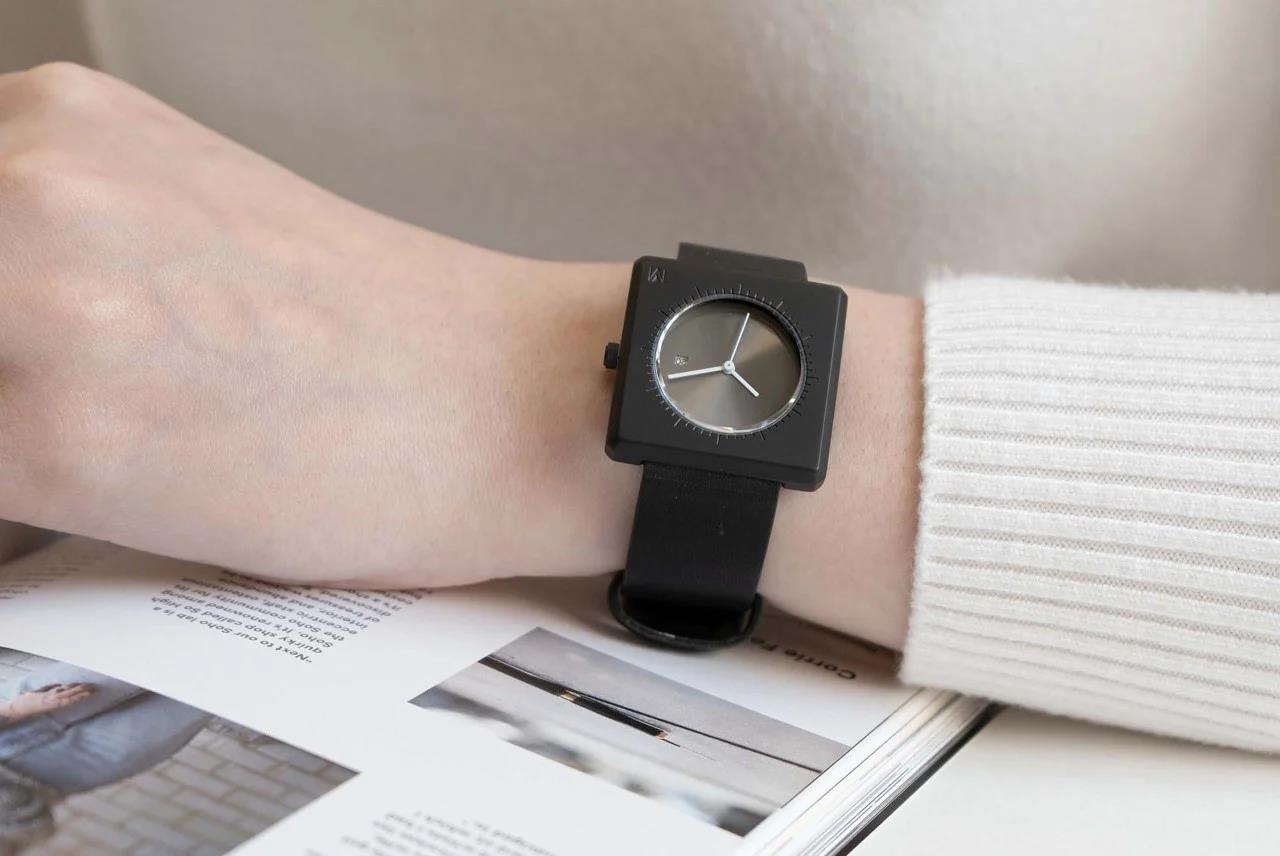 Wristwatch，product design，Simplicity，exquisite，Maven，