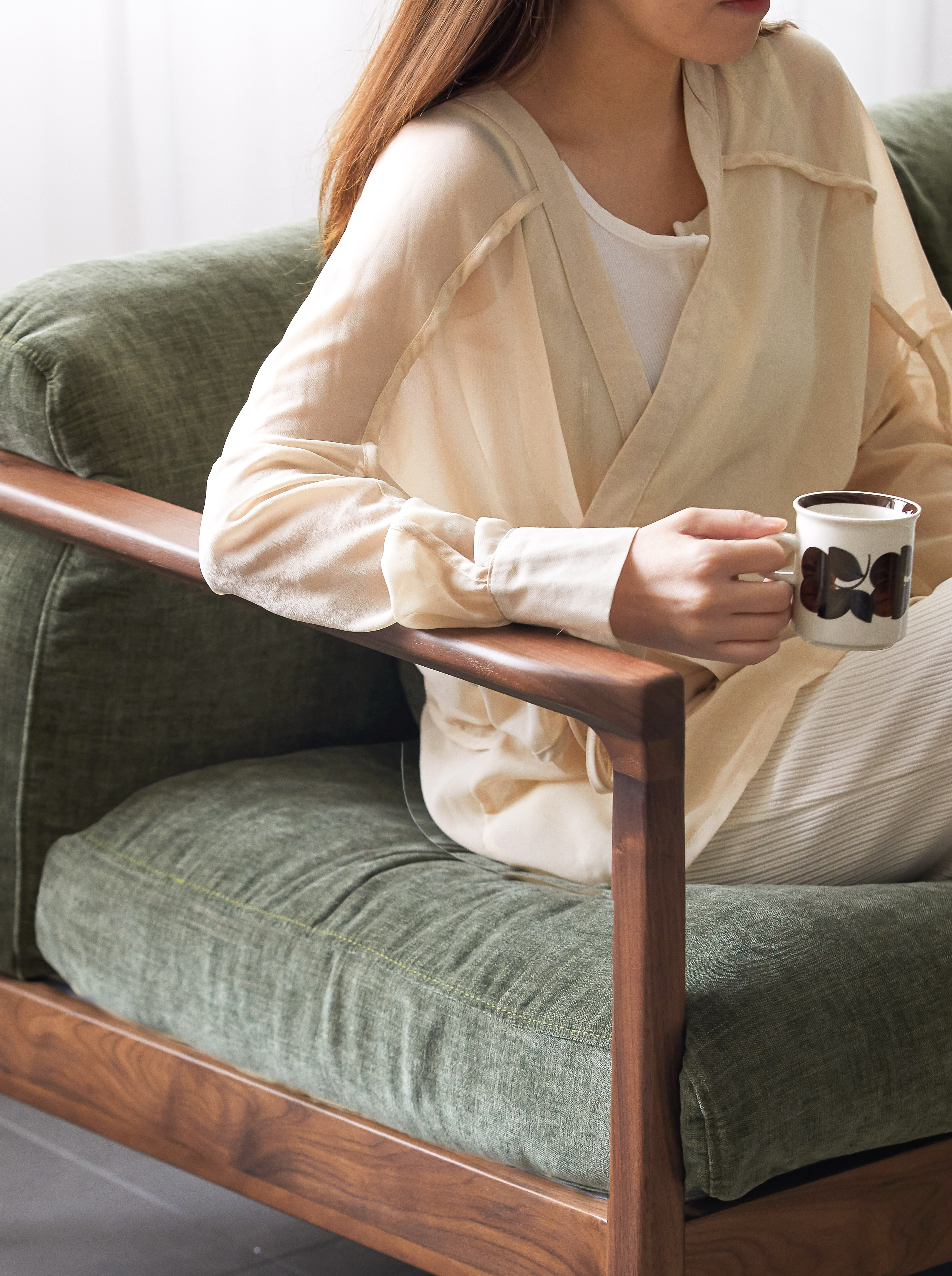 sofa，Black walnut，Soft bag sofa，furniture design ，Home Furnishing，