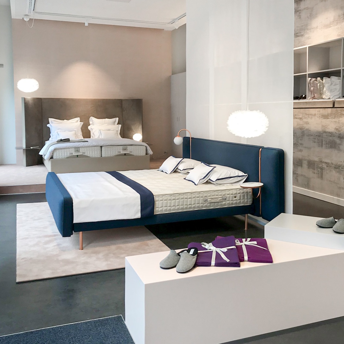 furniture，Bed，Designer furniture，Soft bag bed，Modern minimalism，furniture design ，Modularization，Made in Switzerland，