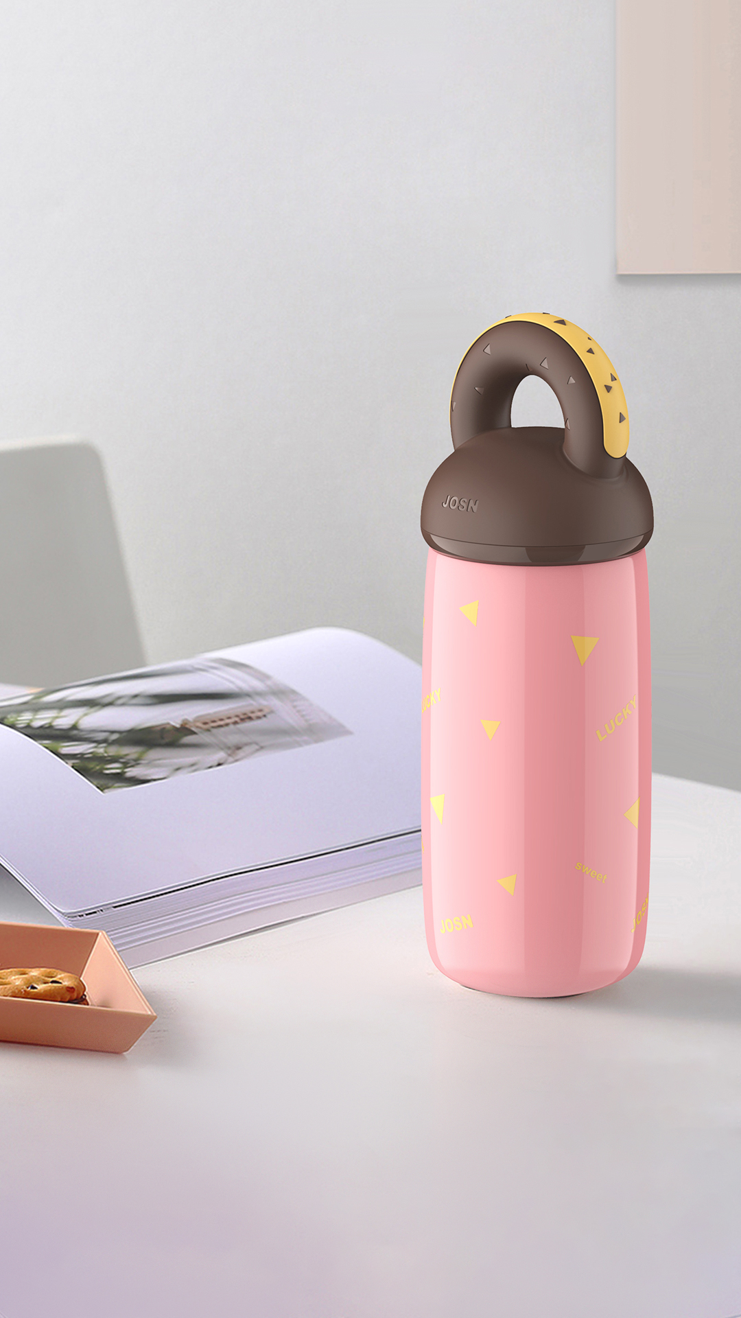 Water cup，container，Render，vacuum cup，glass，product design，