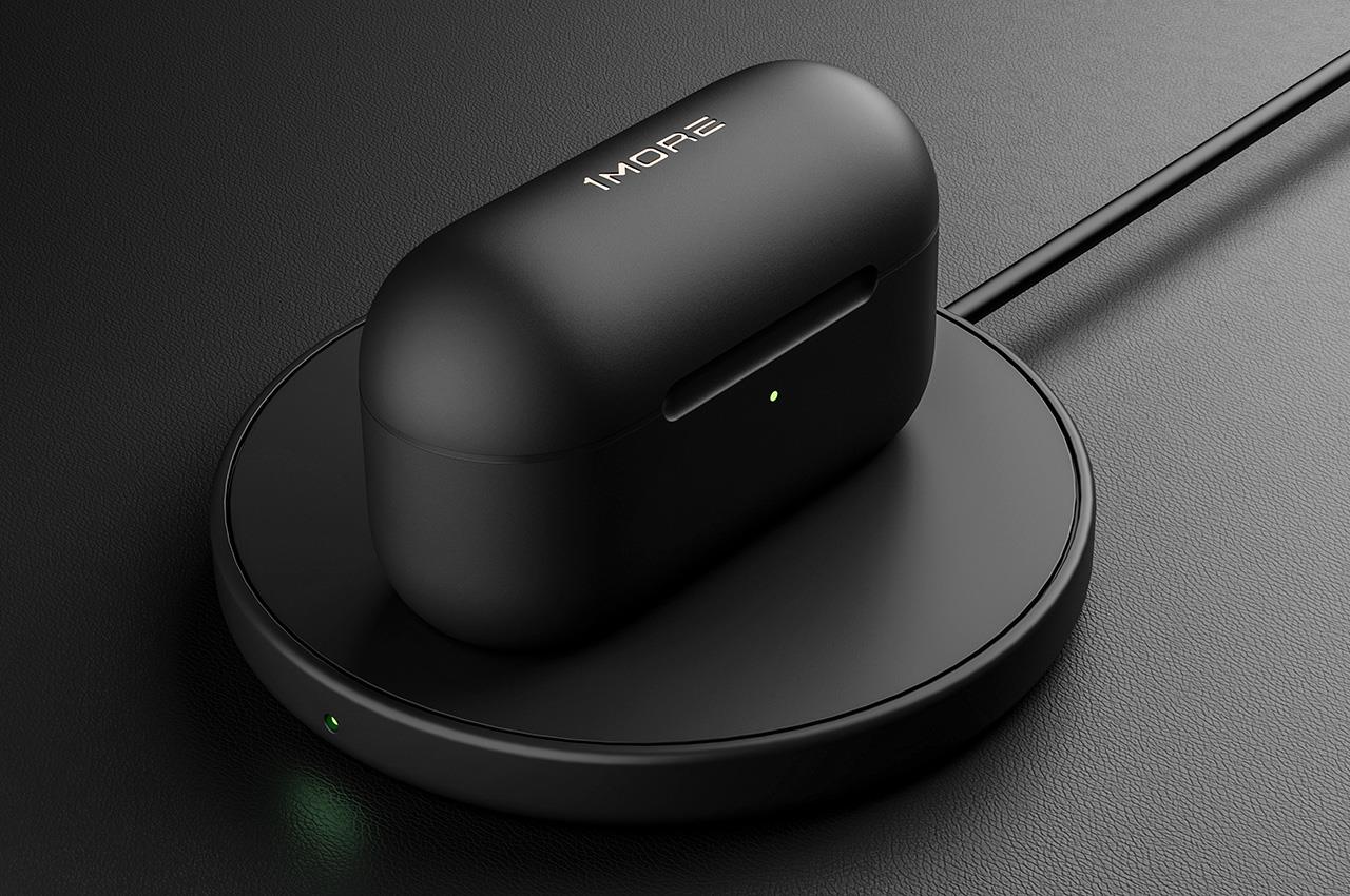 Bluetooth headset，product design，Appearance design，1MORE EVO，exquisite，