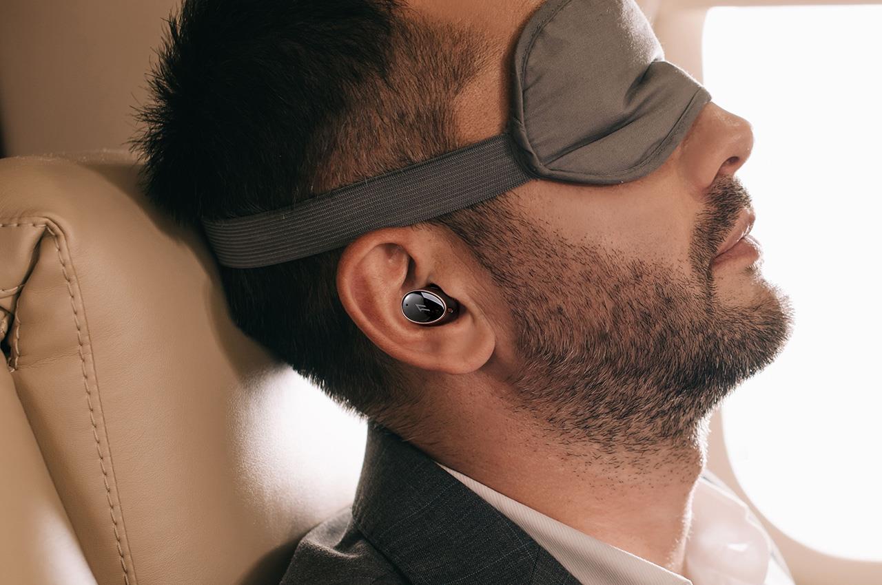 Bluetooth headset，product design，Appearance design，1MORE EVO，exquisite，