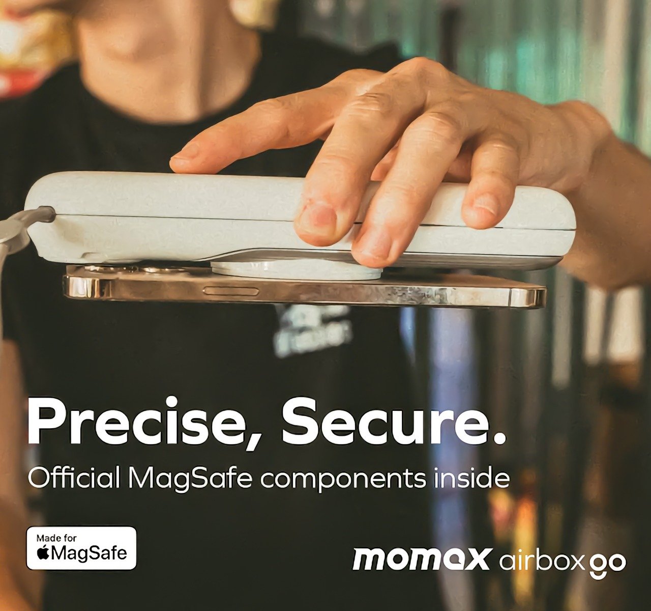 portable source，product design，MagSafe，New portable battery pack，Apple gadget，Momax Design，