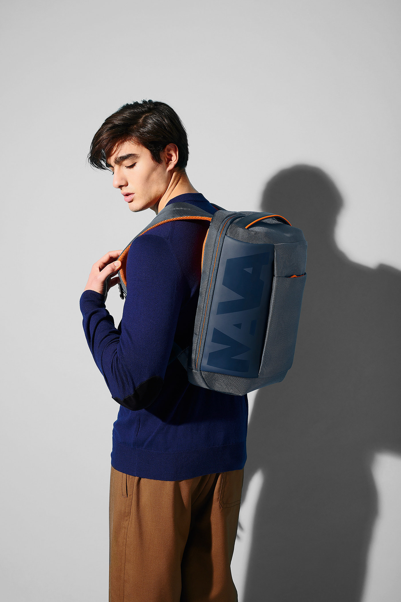 Riccardo Trussi，CROSS bag series，packing design，Modern style，