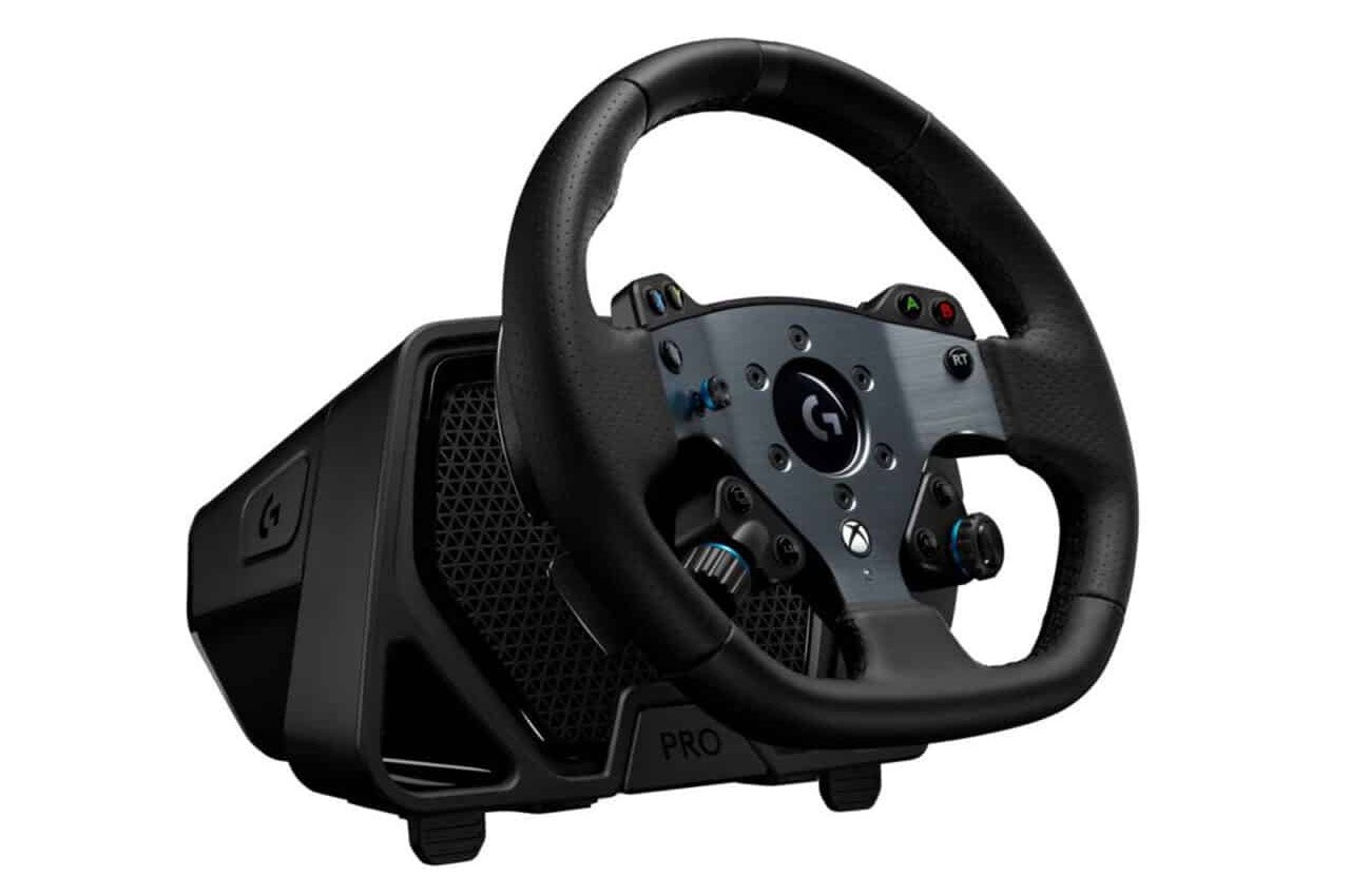 PRO racing steering wheel，PRO racing pedal，Simulated racing car，logitech，product design，