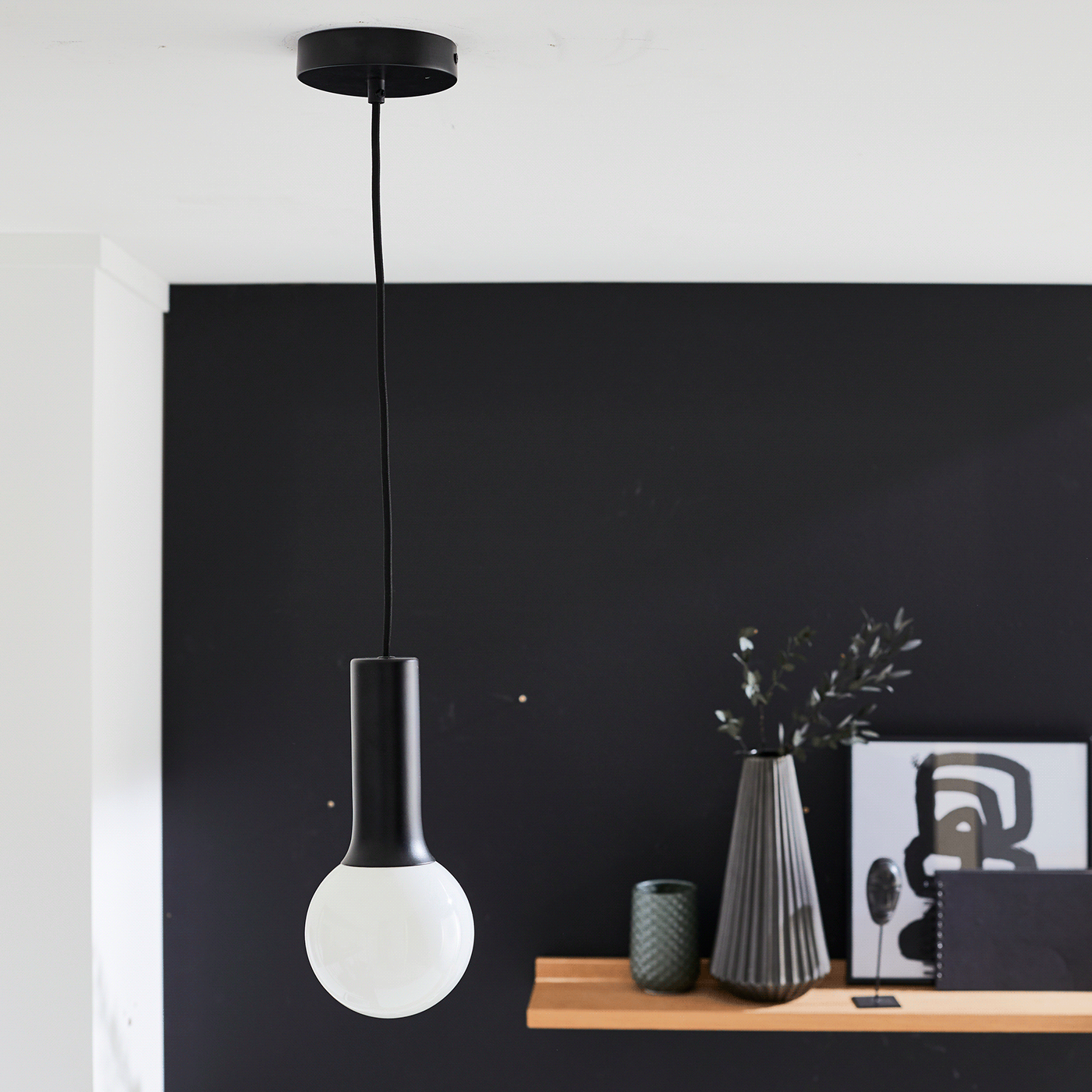 Antoine Gassion，a chandelier，product design，Mission Runway，Decorative bulb，