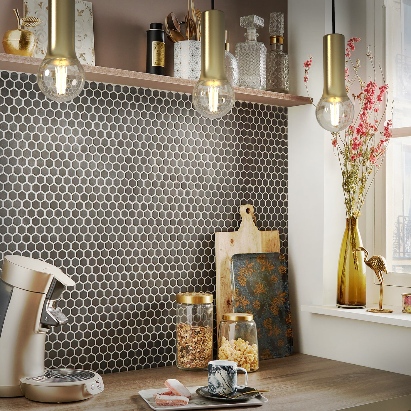 Antoine Gassion，a chandelier，product design，Mission Runway，Decorative bulb，