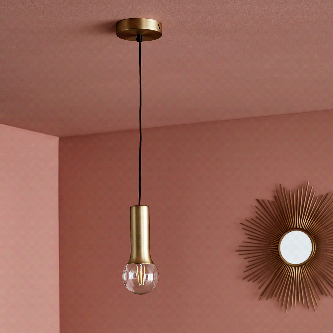 Antoine Gassion，a chandelier，product design，Mission Runway，Decorative bulb，