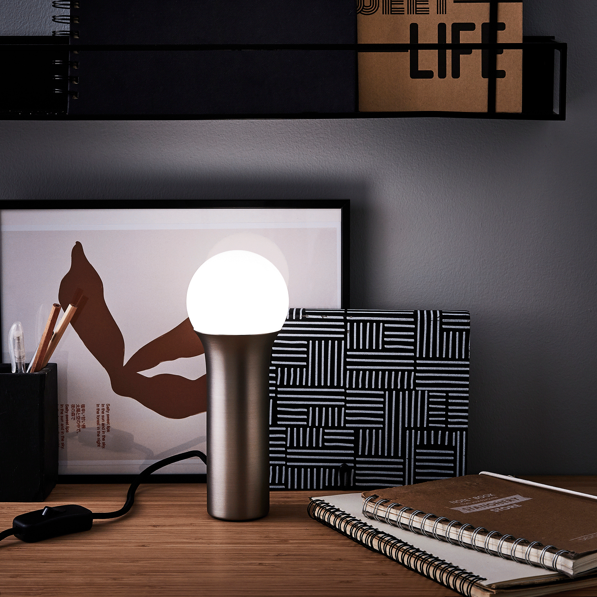 Antoine Gassion，a chandelier，product design，Mission Runway，Decorative bulb，