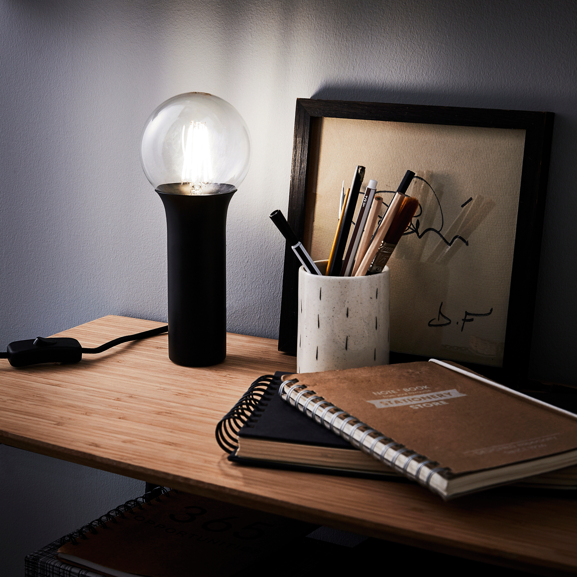 Antoine Gassion，a chandelier，product design，Mission Runway，Decorative bulb，