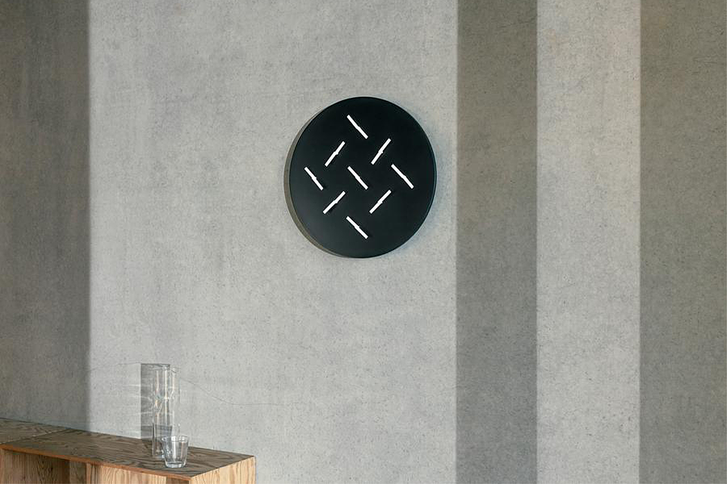 Humans Since 1982，ClockClock 9，Practical design，Timing clock，