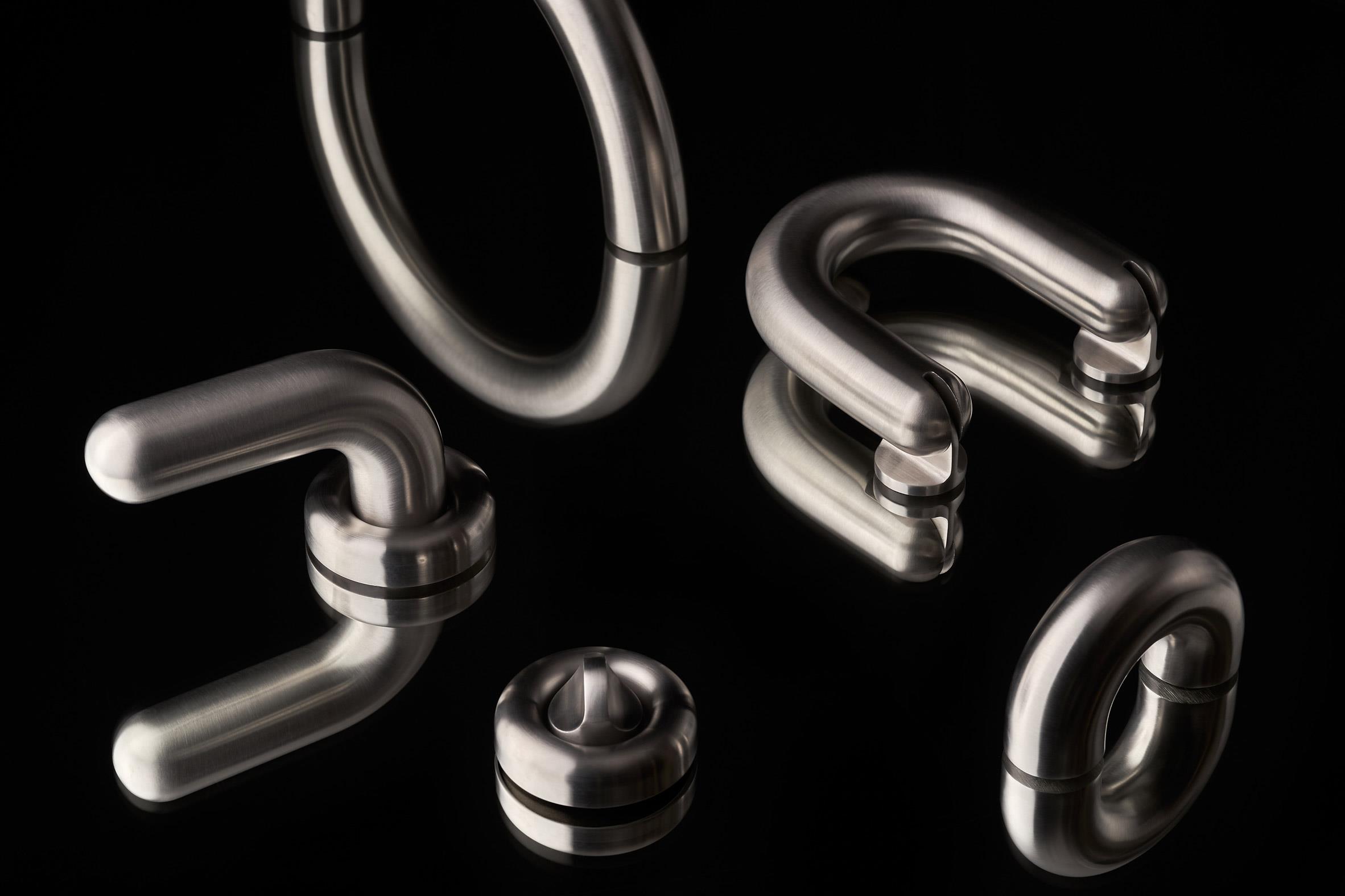 Metal finish，Door knocper，Key buckle，Appearance design，product design，exquisite，