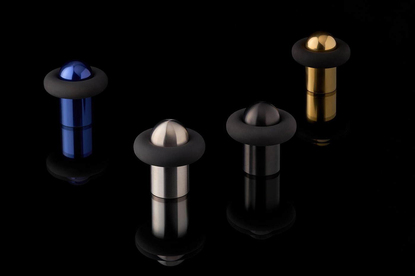 Metal finish，Door knocper，Key buckle，Appearance design，product design，exquisite，