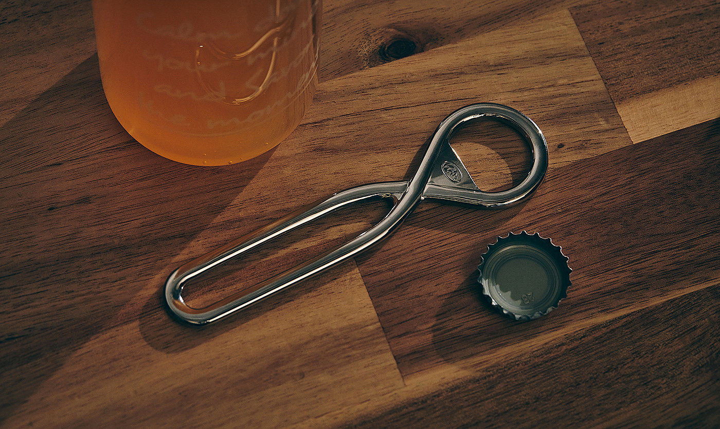 Bottle opener，kitchenware，industrial design，