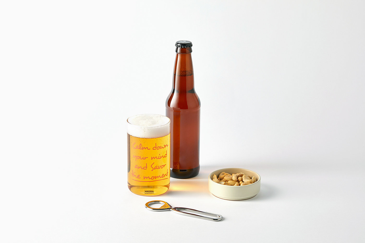 Bottle opener，kitchenware，industrial design，