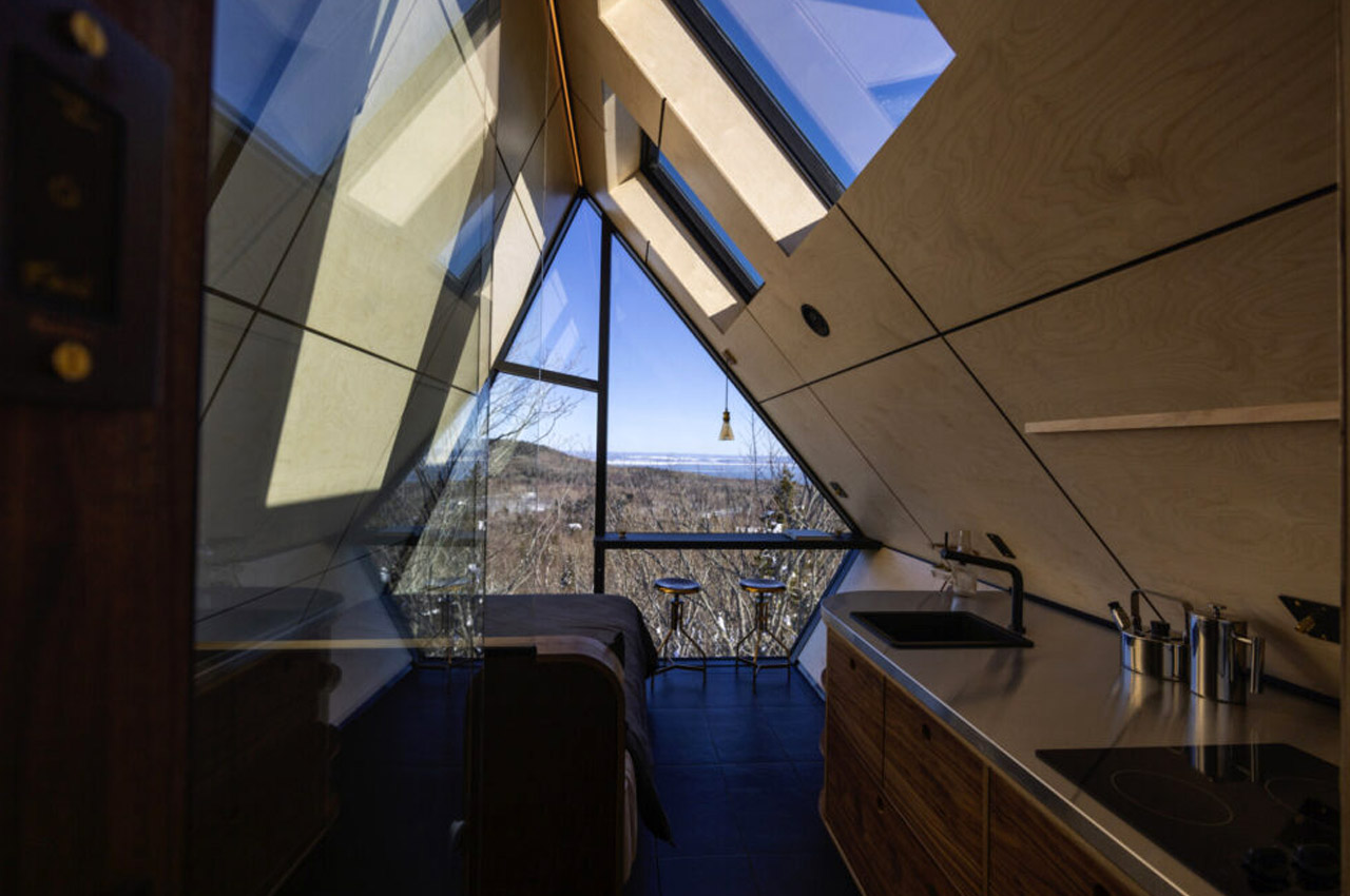 house，wooden ，Canada，High，