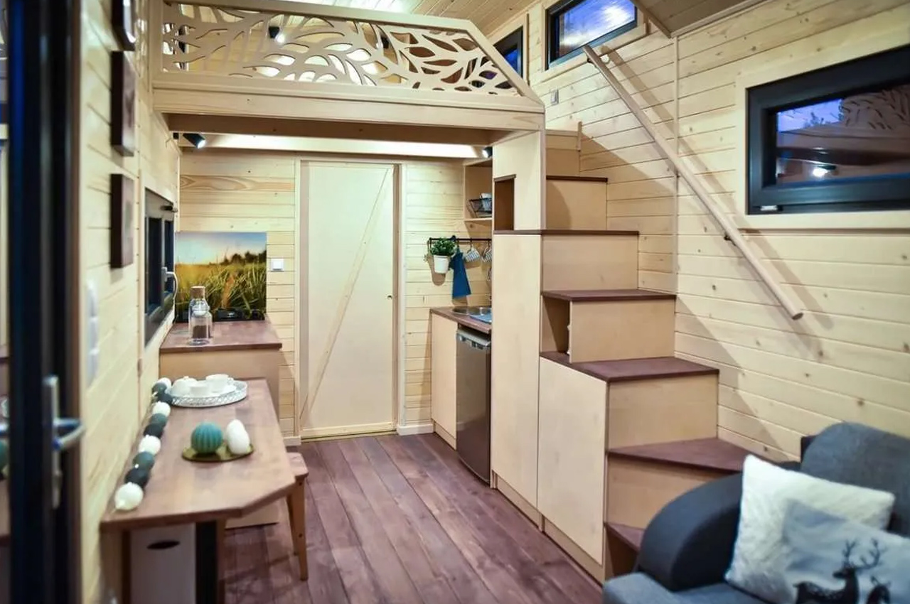 Sweden，ThermoWood，Wooden house，attic，portability，