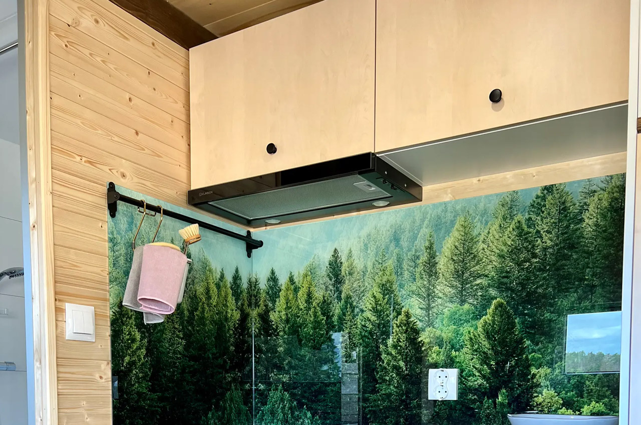 Sweden，ThermoWood，Wooden house，attic，portability，