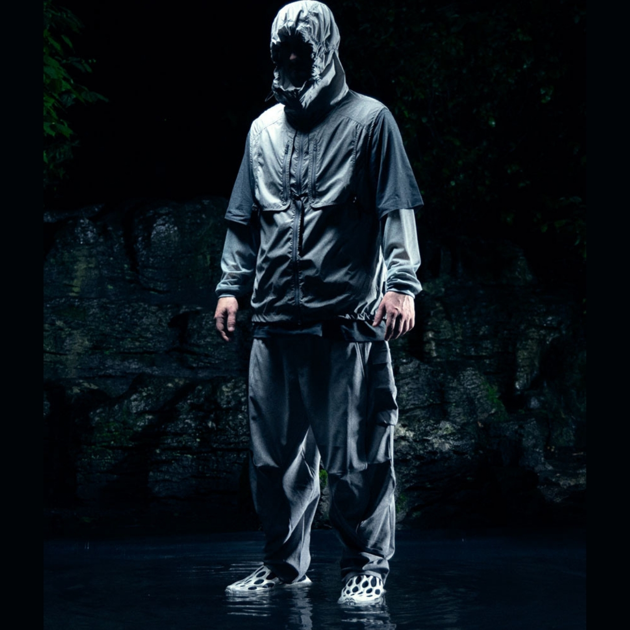 sneakers，EVA foam，Ergonomics，