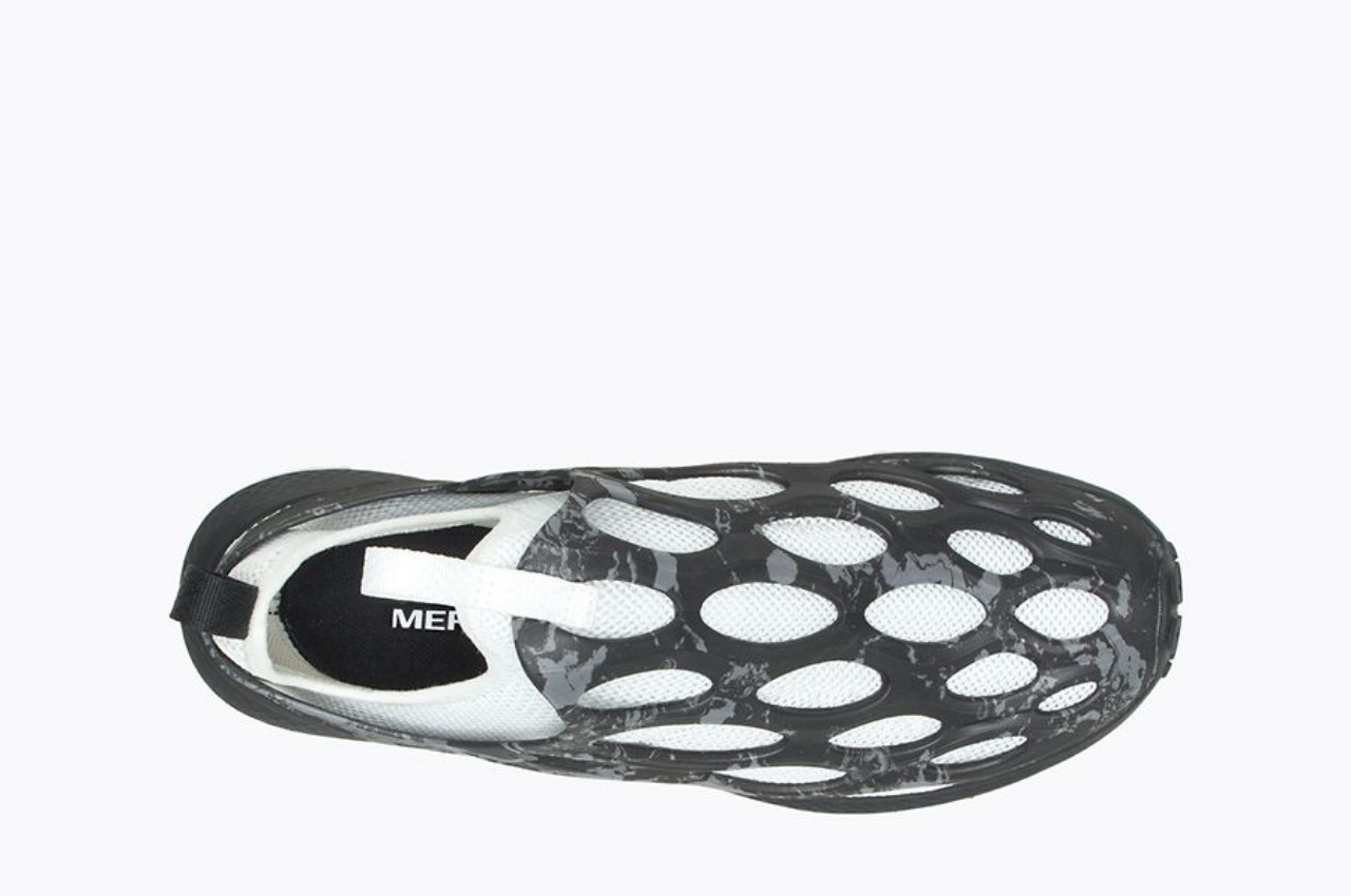 sneakers，EVA foam，Ergonomics，