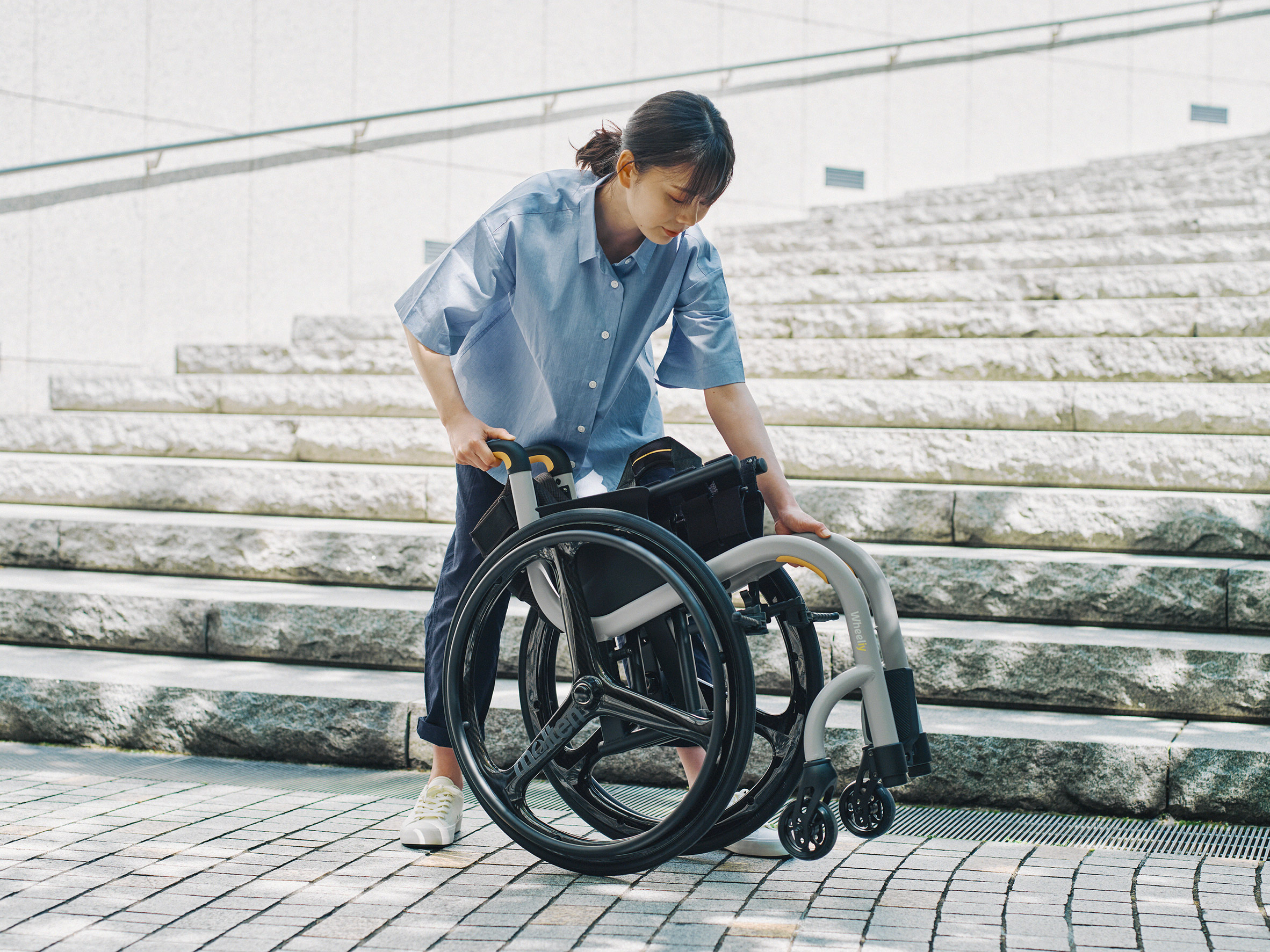 wheelchair，Foldable，Ergonomics，