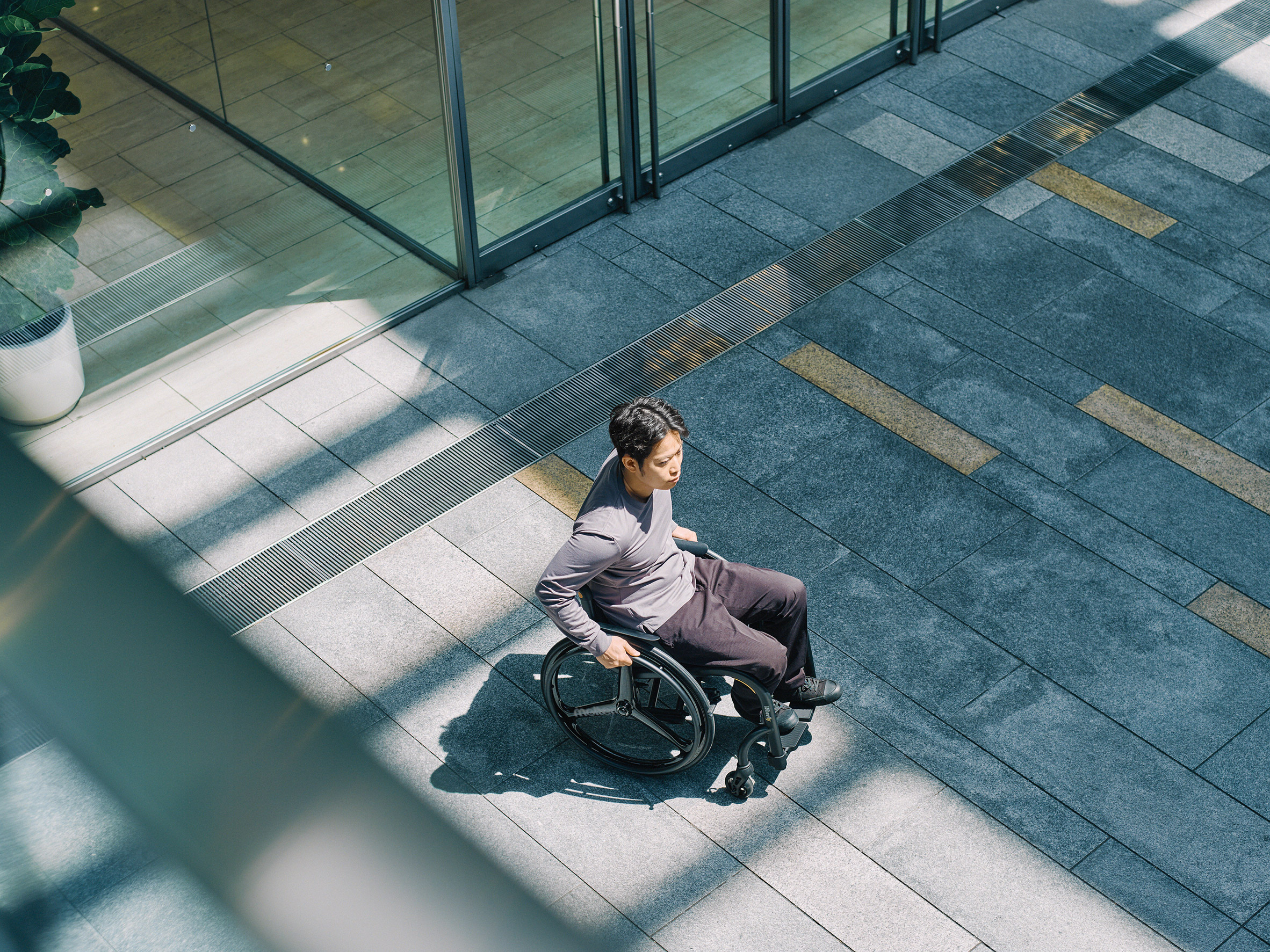wheelchair，Foldable，Ergonomics，
