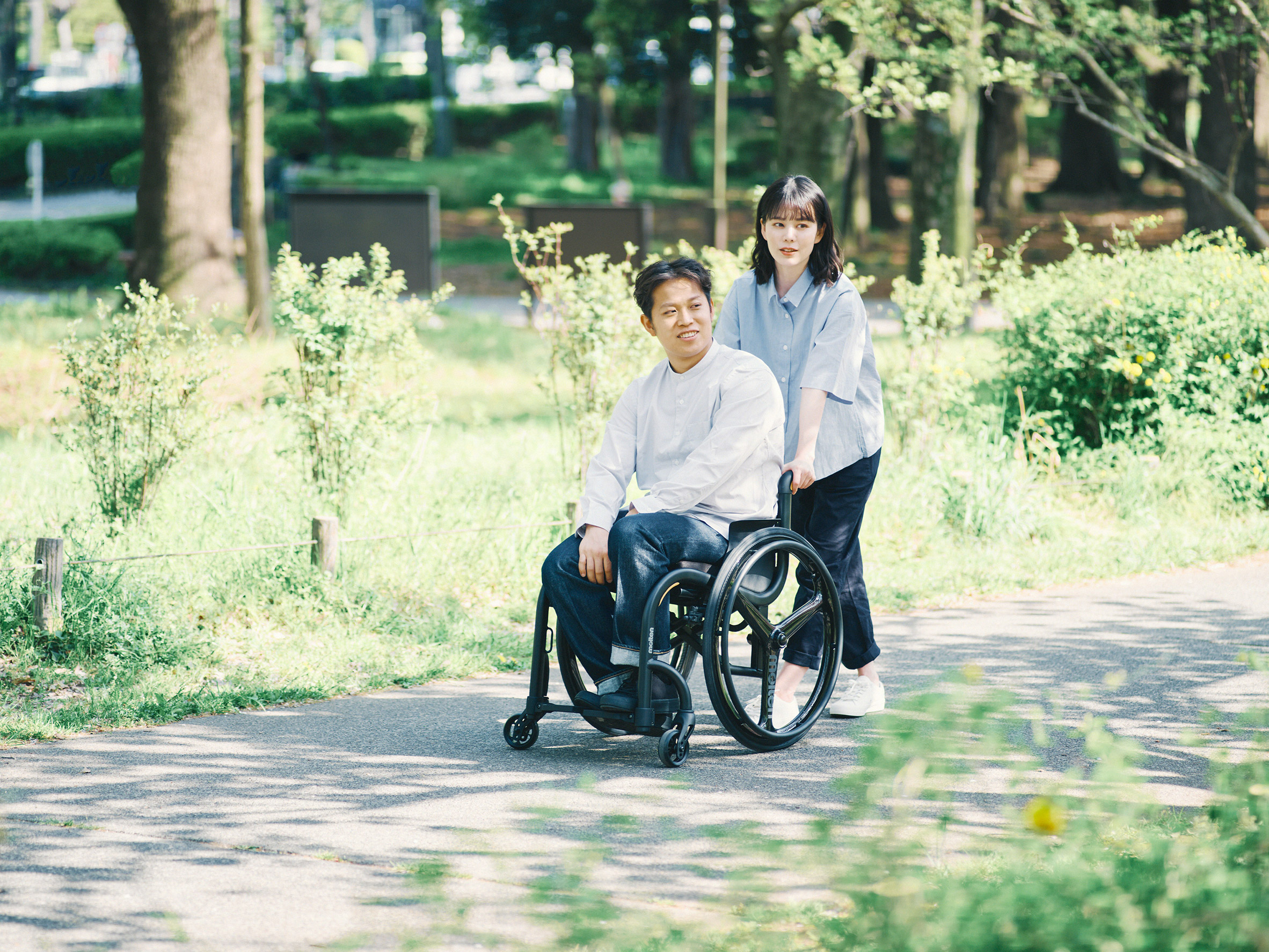 wheelchair，Foldable，Ergonomics，