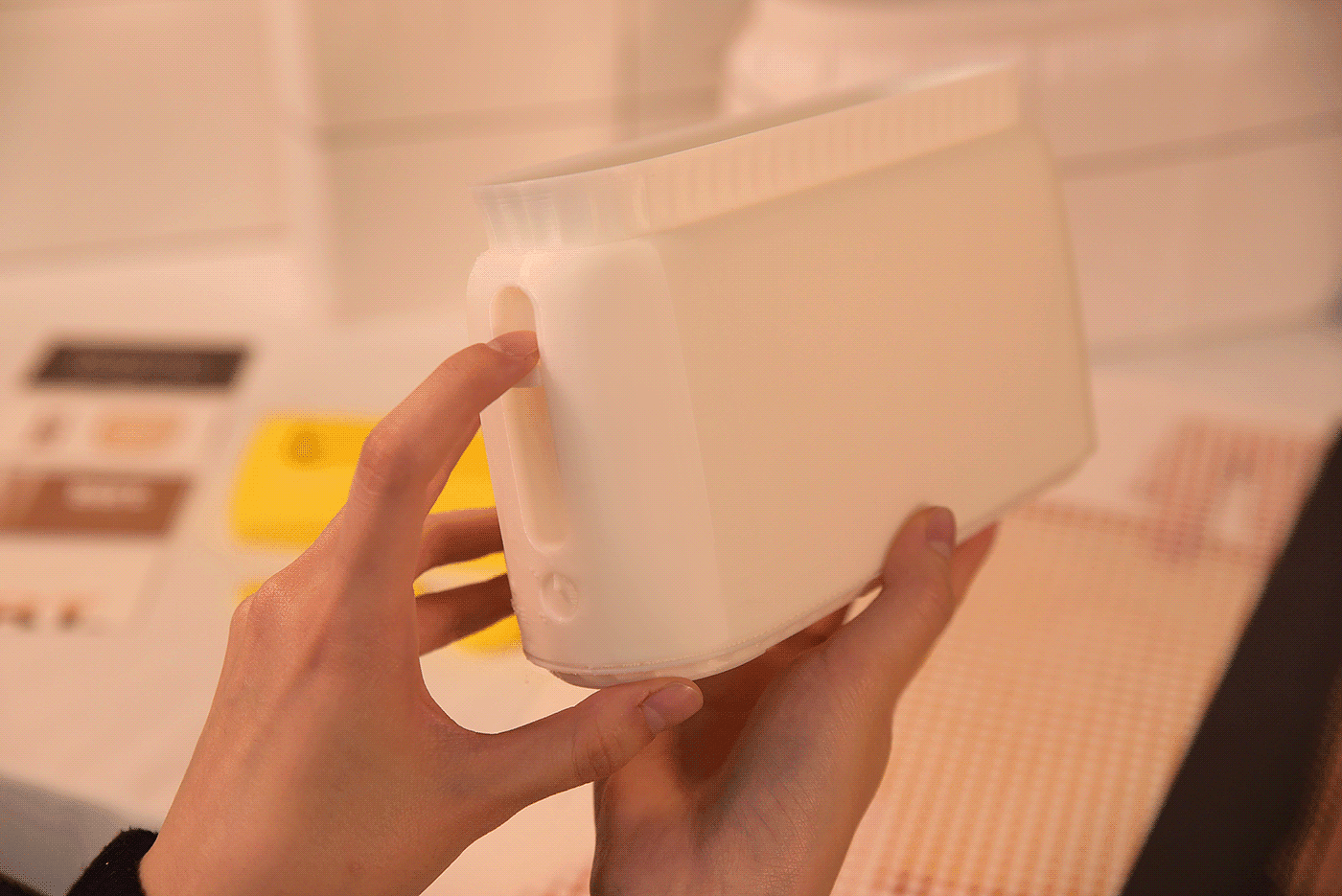 bread，toaster，product design，bbT，