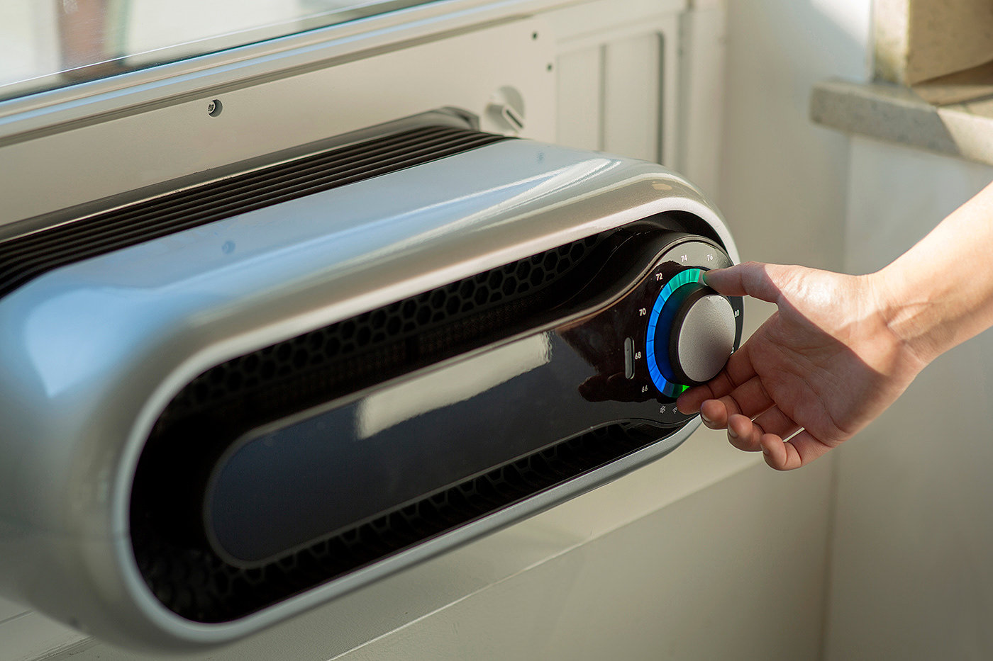 air conditioner，Kapsul，Window hanging type，product design，Appearance design，Delicate，