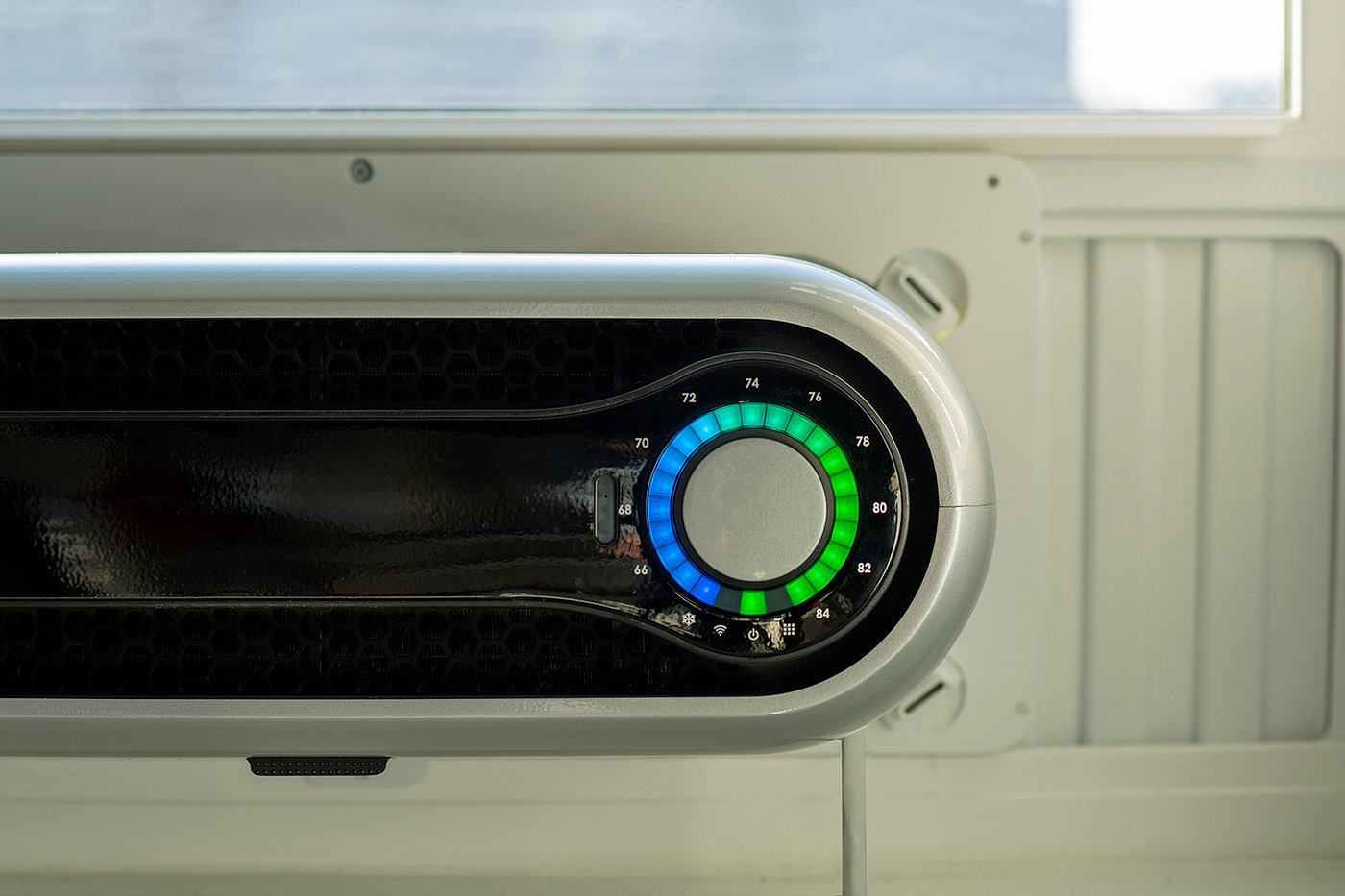 air conditioner，Kapsul，Window hanging type，product design，Appearance design，Delicate，