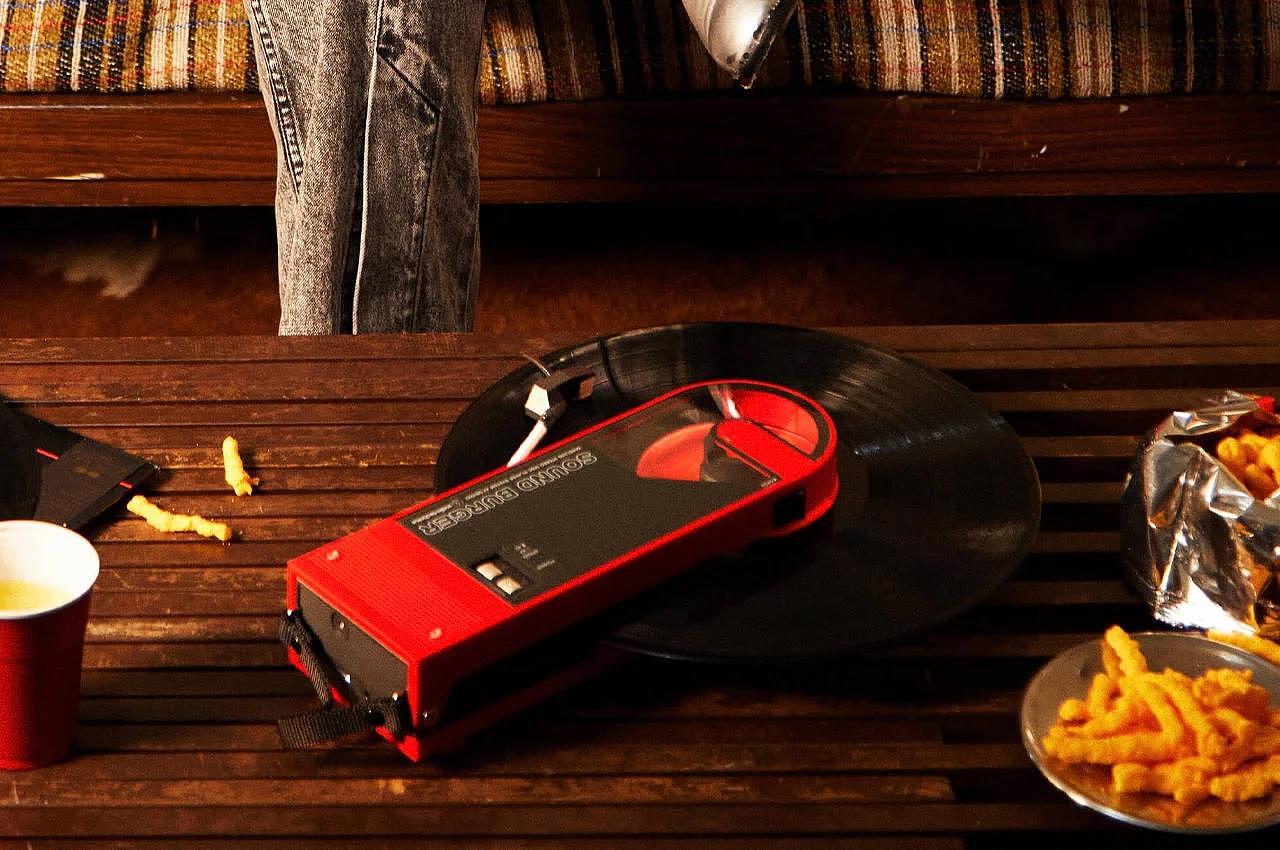 Science and Technology，product design，Appearance design，Black glue player，