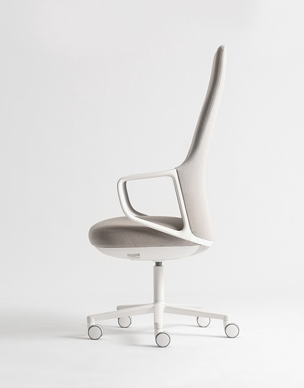 Calma，Swivel chair，Die cast aluminum，Andreu World，