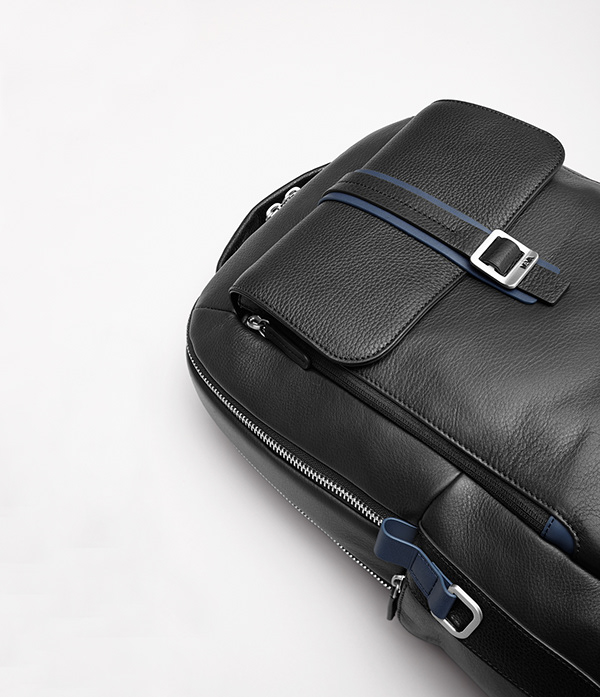 Milan，COURIER LEATHER，Calfskin，knapsack，