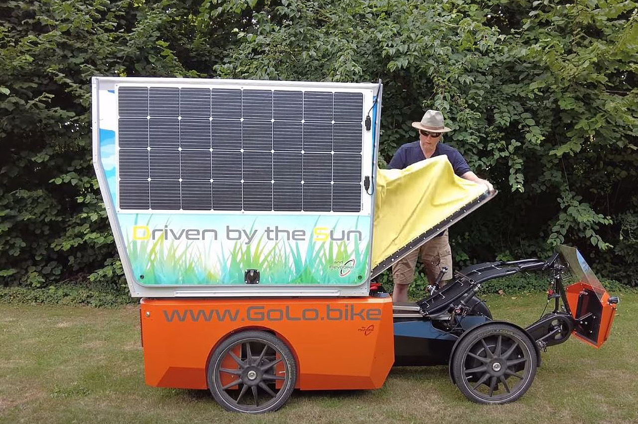 Camping Trailer，