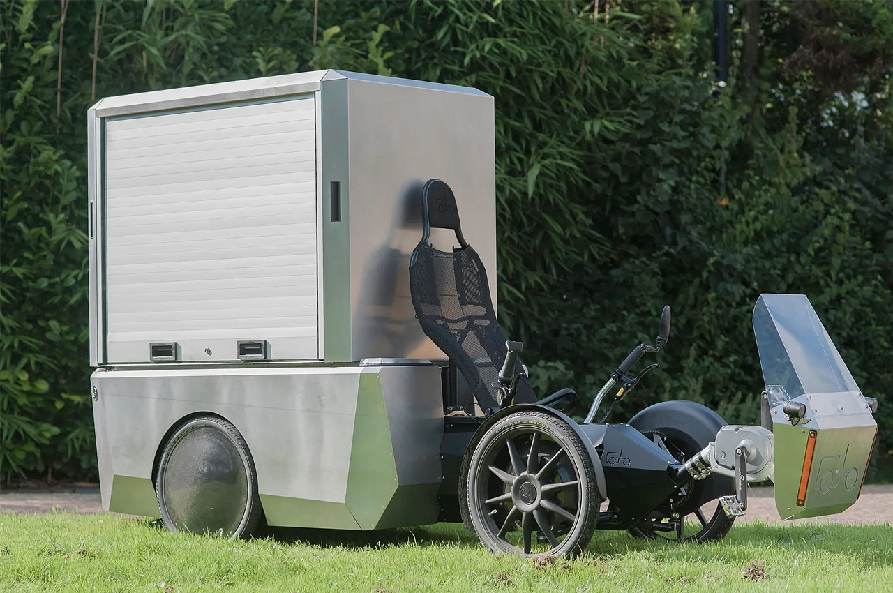 Camping Trailer，