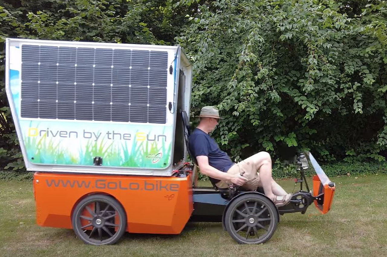 Camping Trailer，
