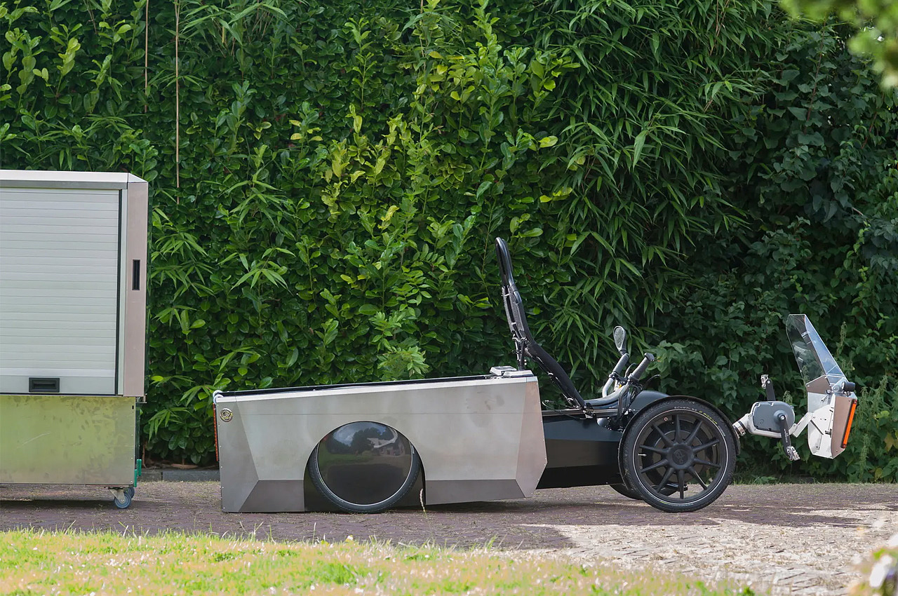 Camping Trailer，