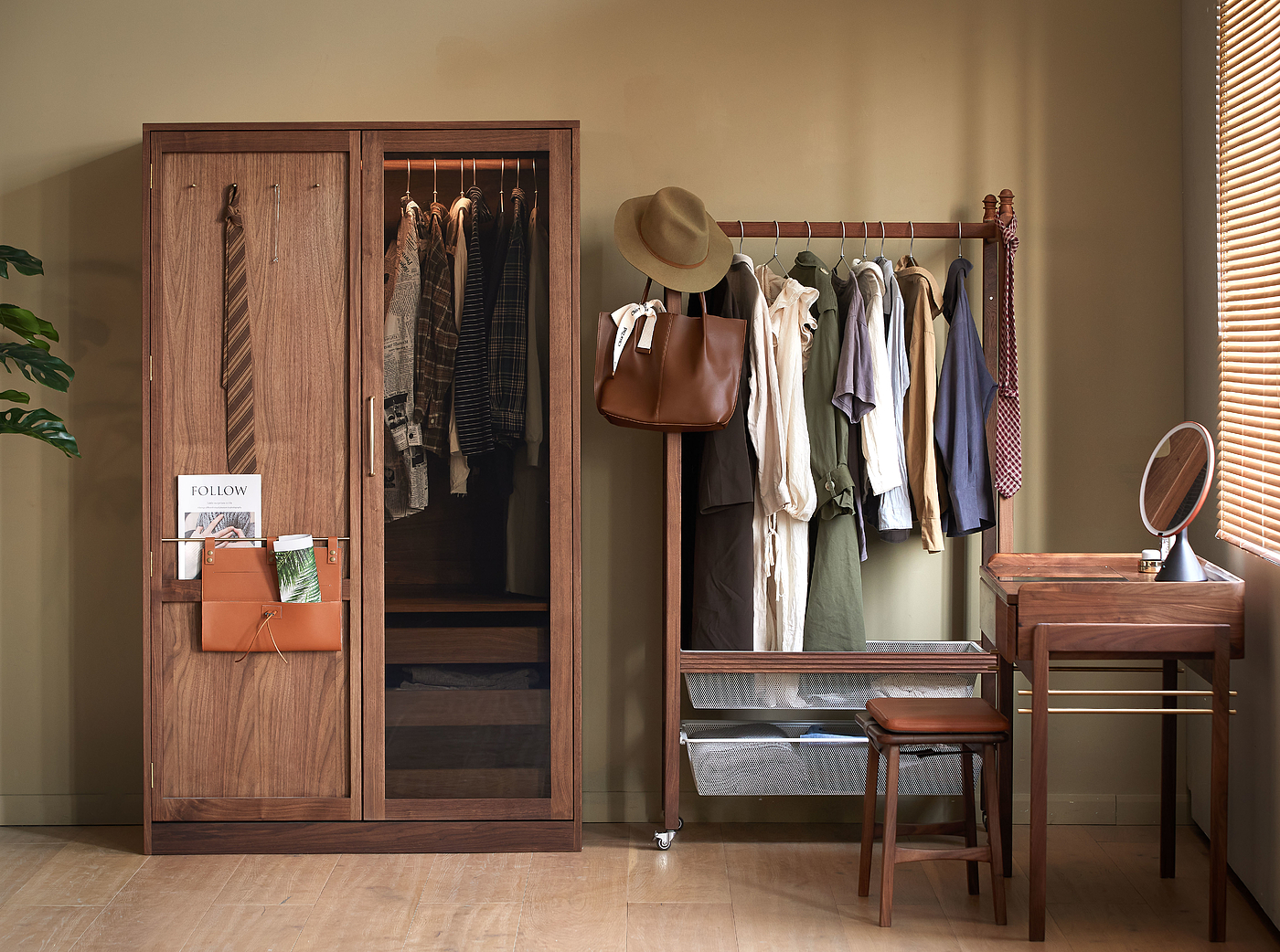 Coat rack，furniture design ，North American black walnut，Bedroom decoration，