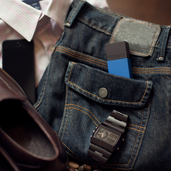 portable battery，Plug，portable source，mobile phone，