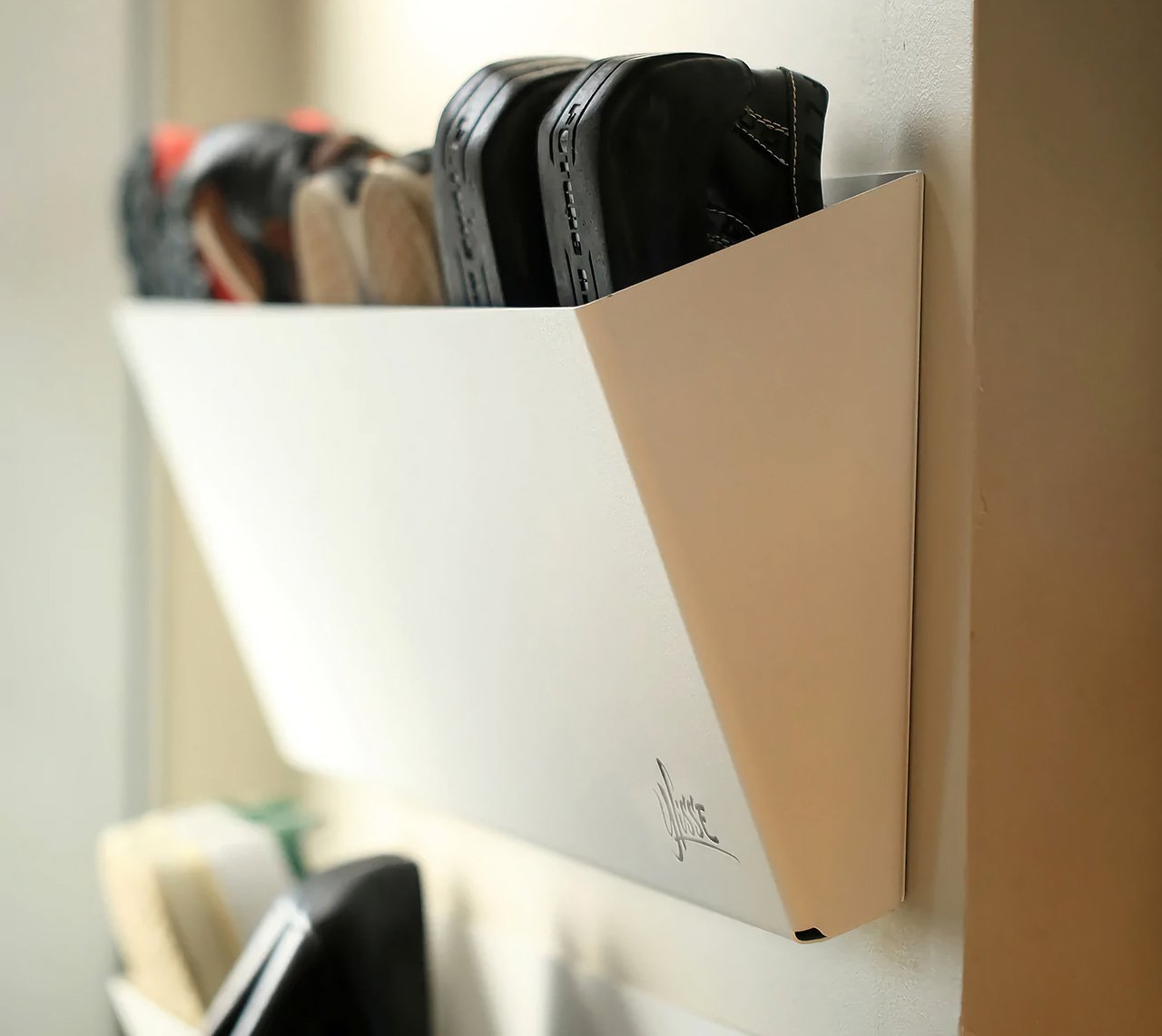 shoe rack，Wall mounted，Receive，