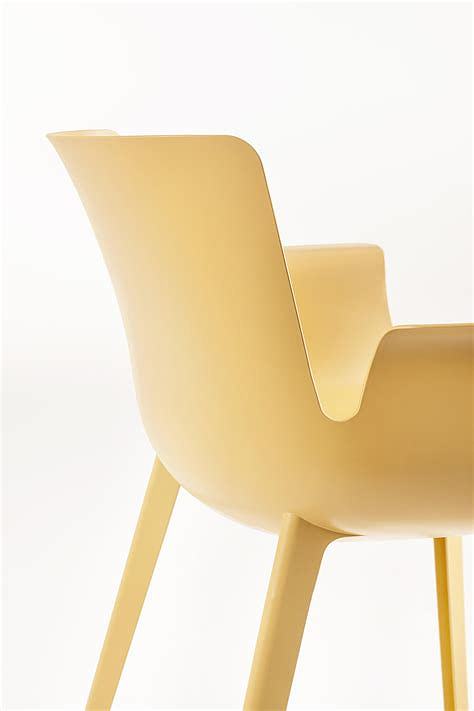 Italy，chair，Piuma，2017 red dot，
