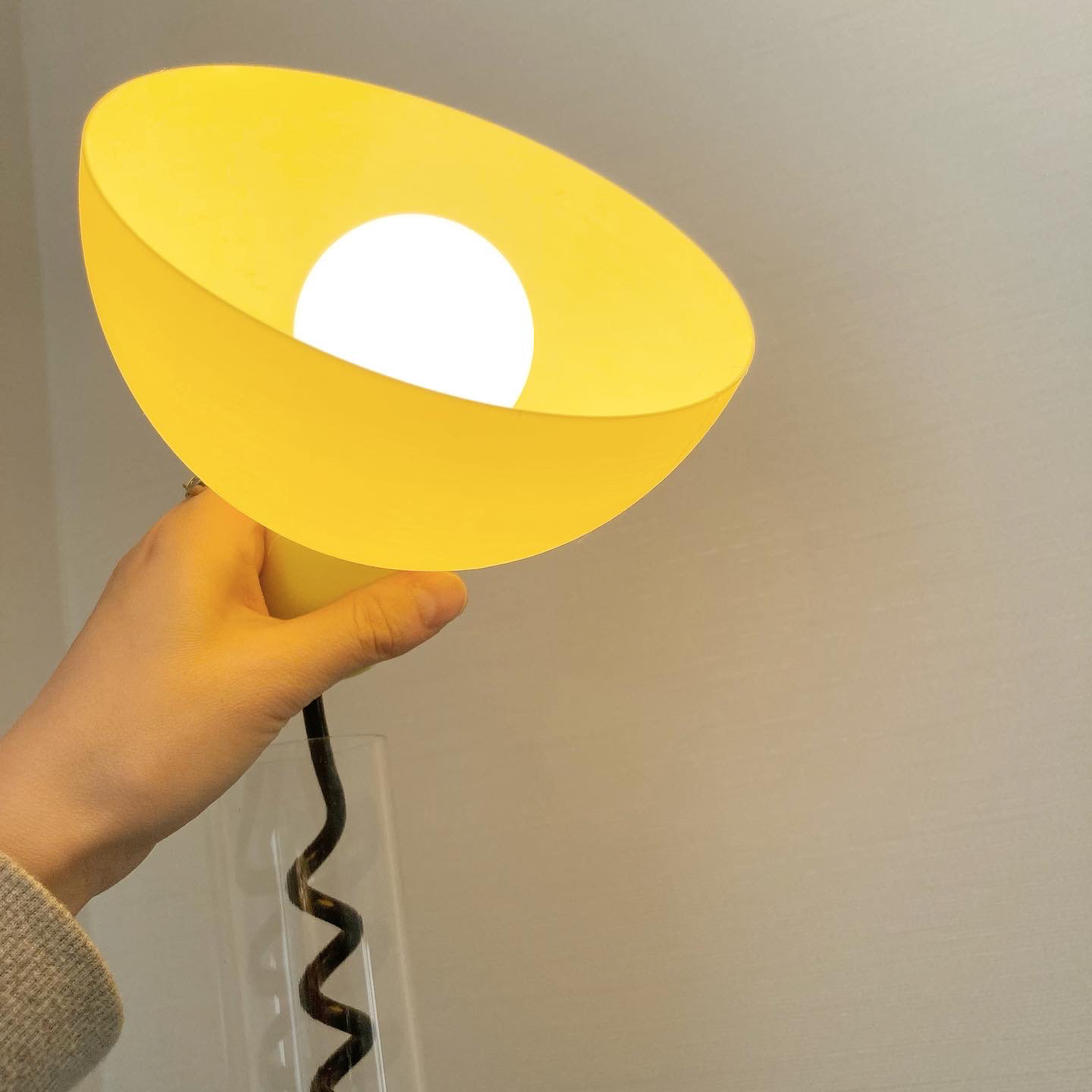 Floor lamp，Lamp design，Lighting design，