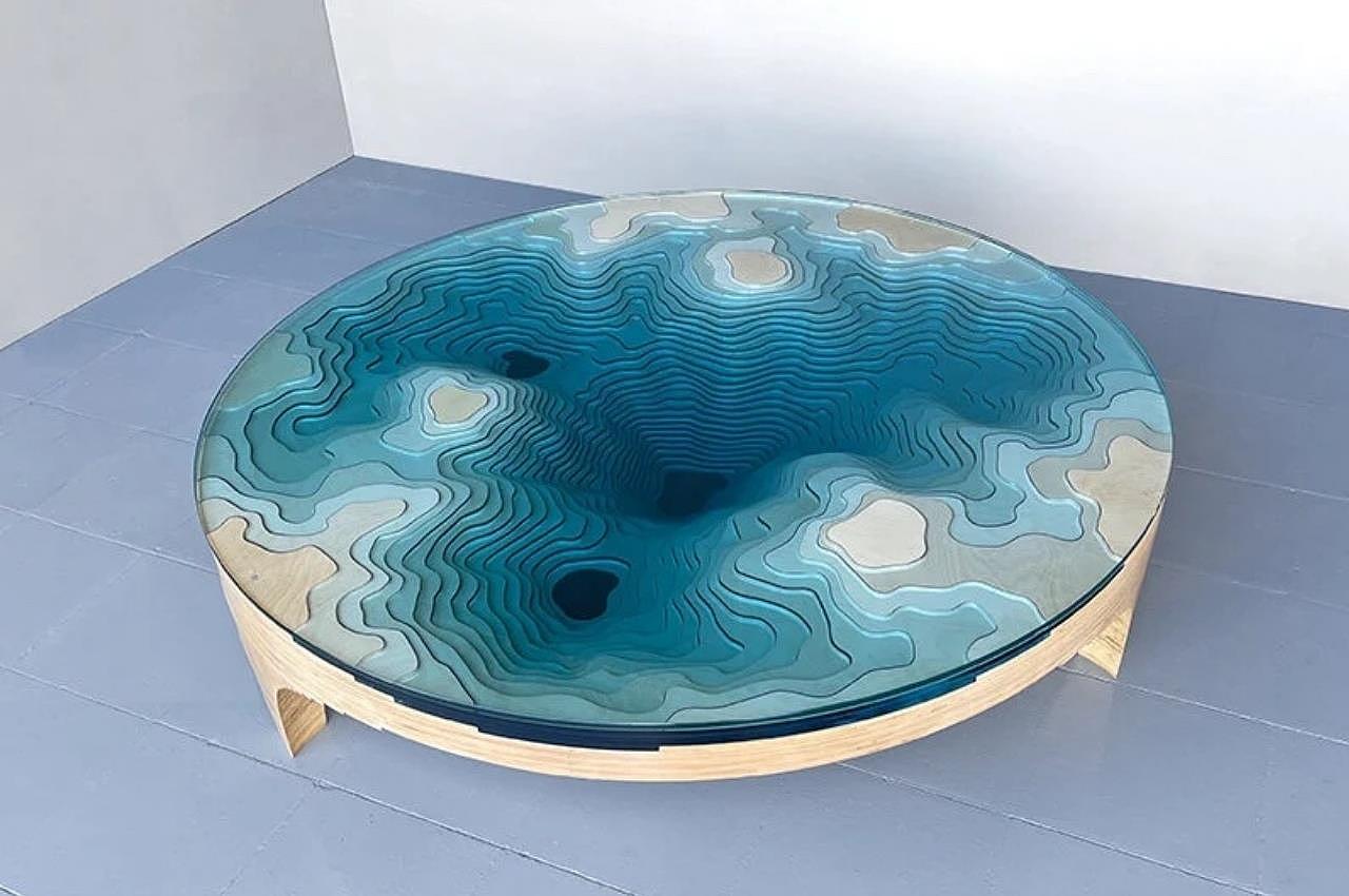 round table，product design，Appearance design，originality，Table，