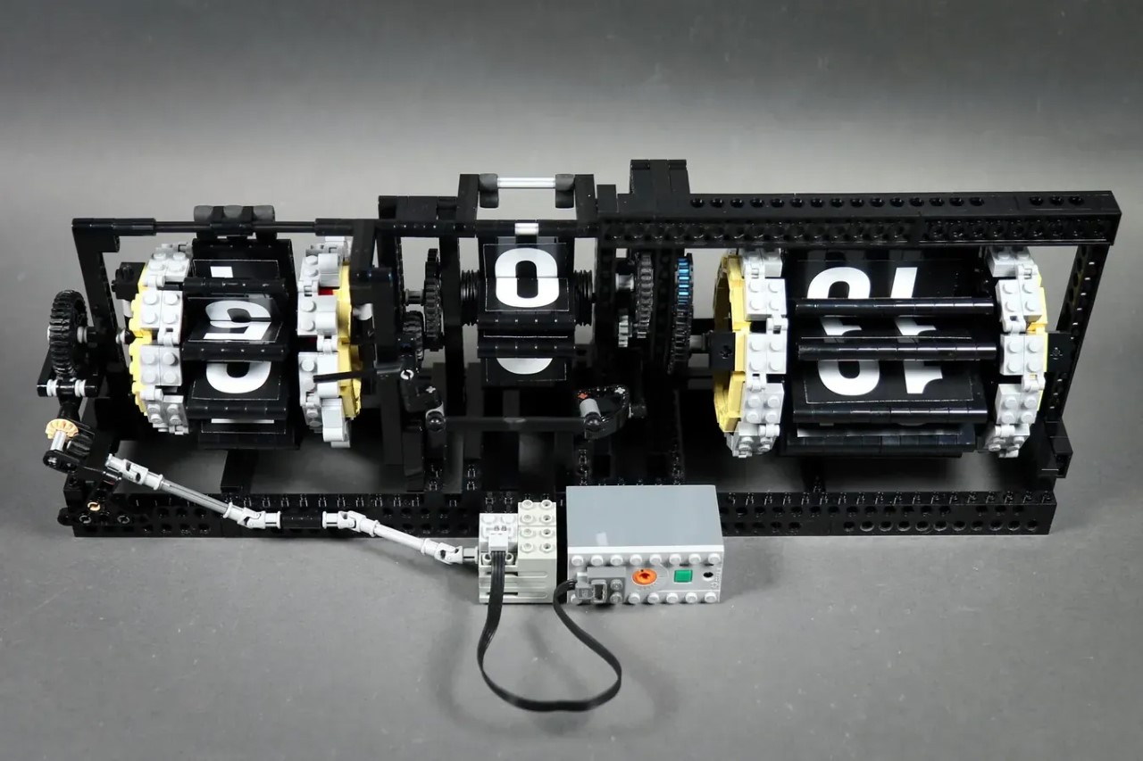 Lego，flip clock ，Mechanical clock，Lego creativity，