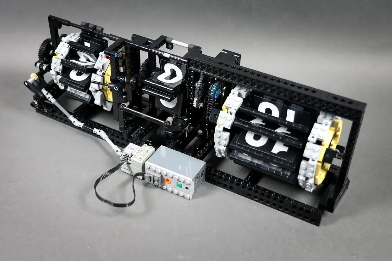 Lego，flip clock ，Mechanical clock，Lego creativity，
