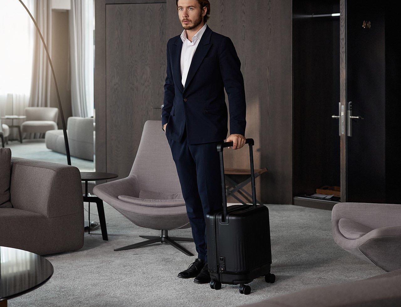 Travel Bag，Retractable Travel Bag，industrial design，product design，trunk，VELO，