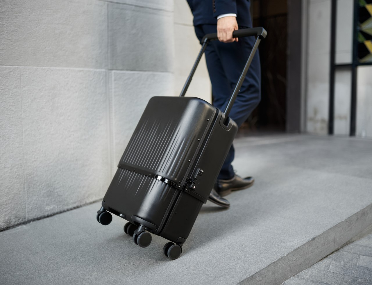 Travel Bag，Retractable Travel Bag，industrial design，product design，trunk，VELO，